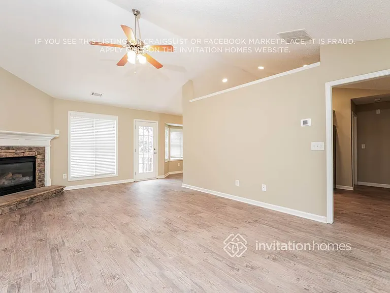 3820 Village Main St — Photo 5