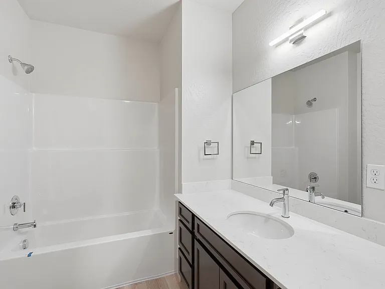 1808 N 15th St #101 — Photo 12