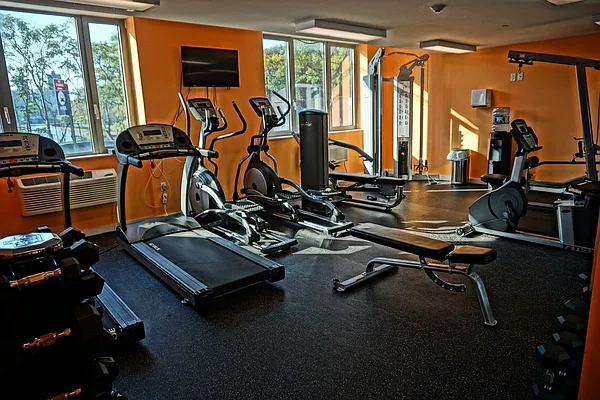 Rented by (Legacy) NY 101, Inc. | media 25