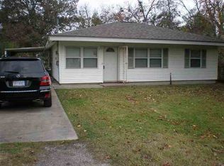 4626 Harrison Ave, Groves, TX 77619