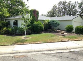 1105 Circle Dr, Redding, CA 96001