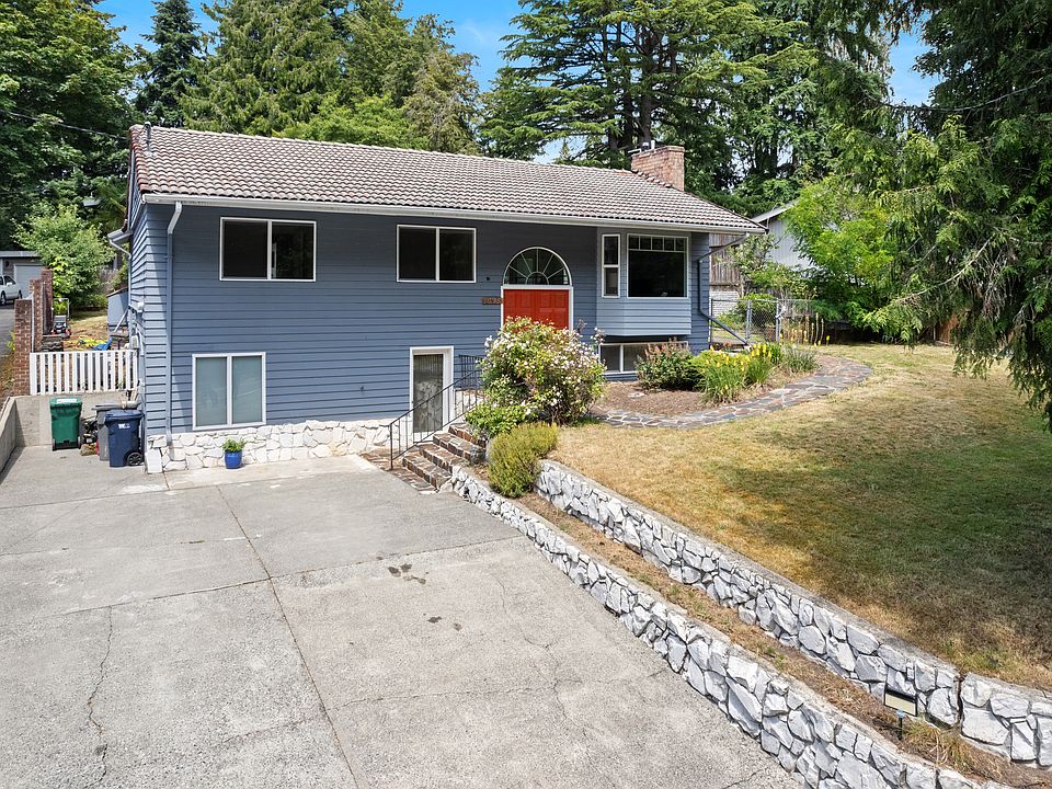 1st image of 10438 NE 116th St #A