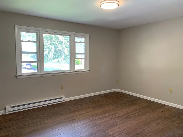 230 Garman Dr — Photo 9
