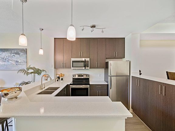 3rd image of 3618 Coral Springs Dr