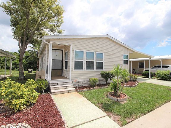 3rd image of 8902 Patricia Dr