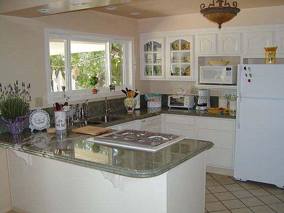 Esmerelda Verde Granite