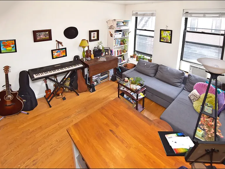 177 Orchard St #2C — Photo 2