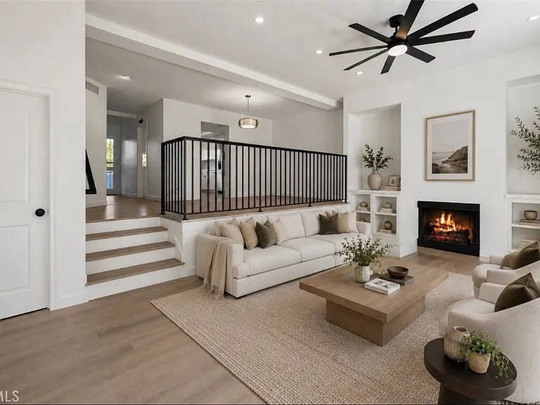 8 Mojo Ct — Photo 1