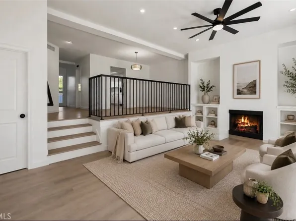 8 Mojo Ct, Newport Beach, CA 92663