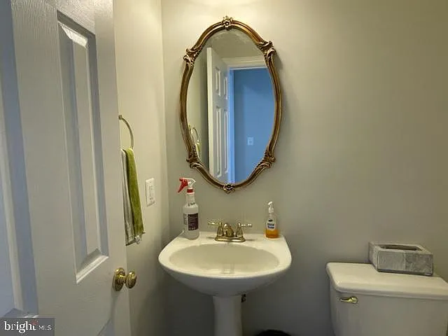 10804 Maplecrest Ln — Photo 16