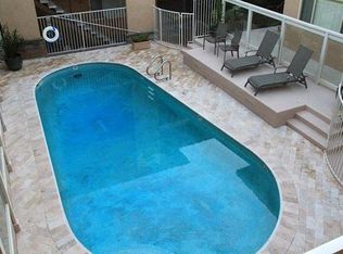 621 Knob Hill Ave, Redondo Beach, CA 90277