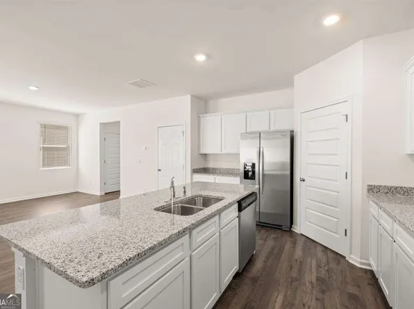 6030 Knickerbocker St, Mableton, GA 30126