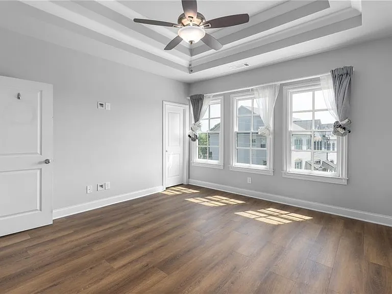 1871 Falling Sky Ct NE — Photo 32