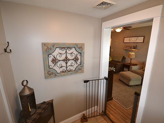 3rd image of 19 Water St