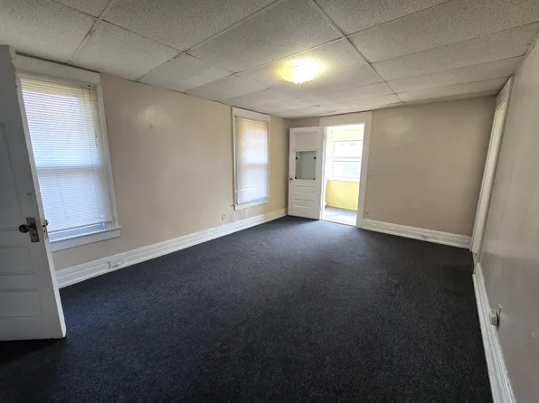 333 Grand Ave, Rochester, NY 14609