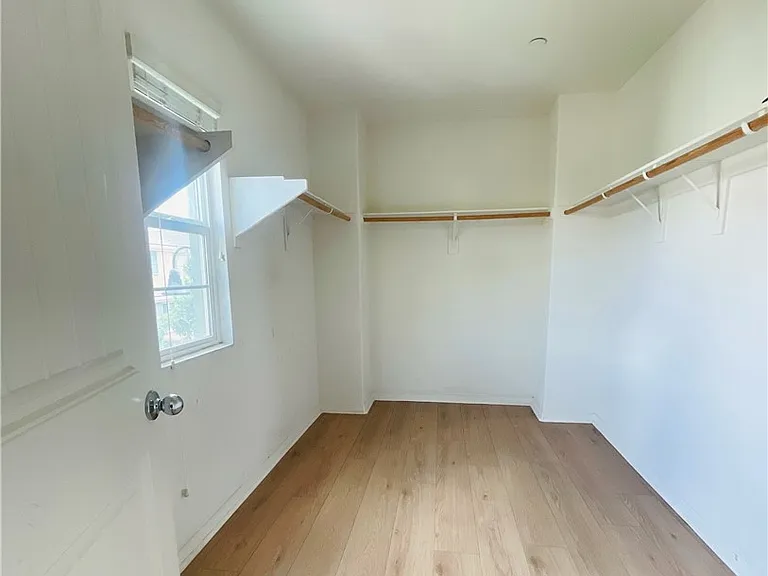 9348 Greenbelt Pl — Photo 4
