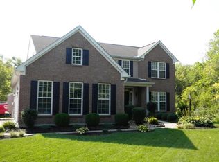 27 Ridge Wood Dr, Monroe, OH 45050