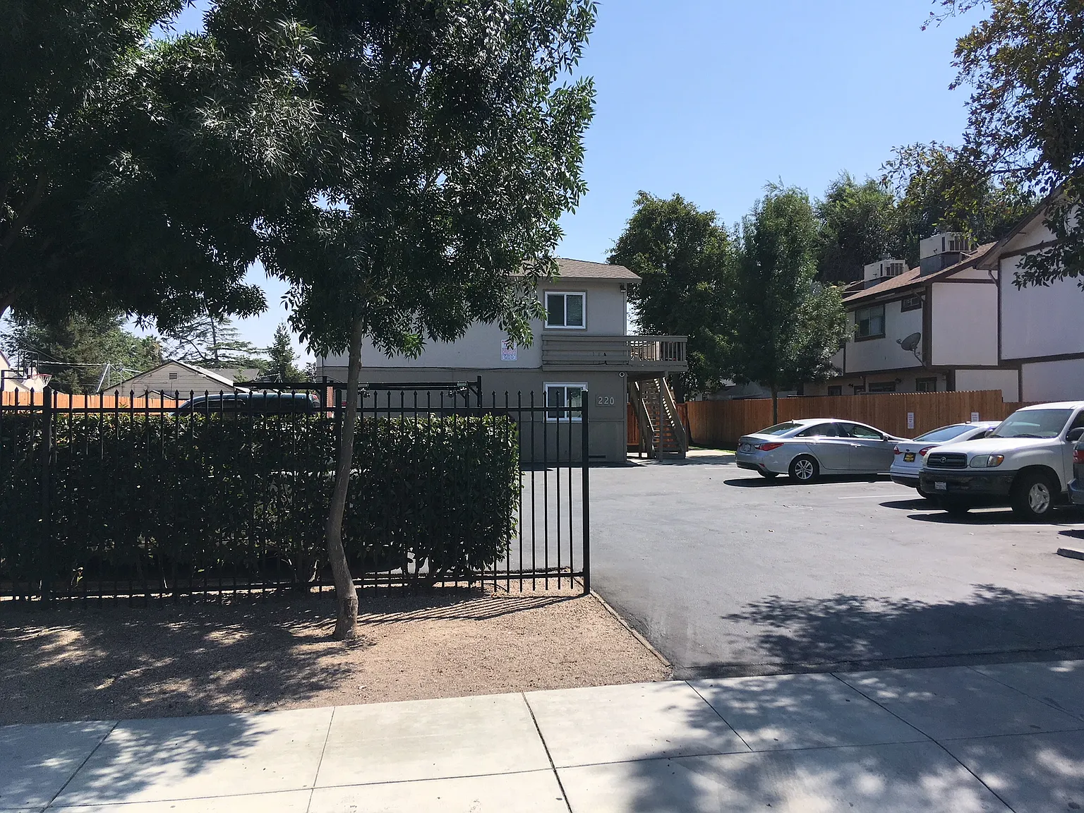 2 bed, 650 sqft, $1,700 — Photo 1