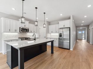 10466 Glenbrook Ave S, Cottage Grove, MN 55016