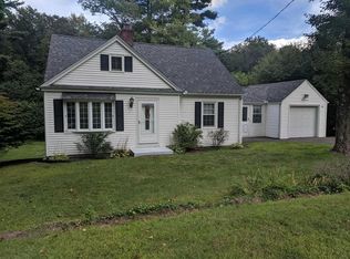 47 Forest Hills Rd, East Longmeadow, MA 01028
