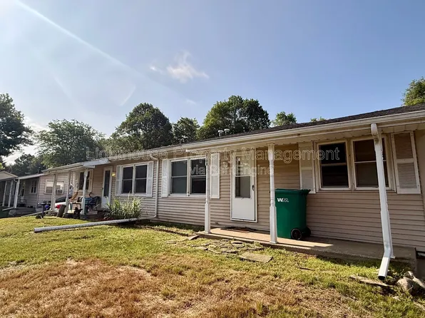2108 Woodbine Ave, Portage, MI 49002