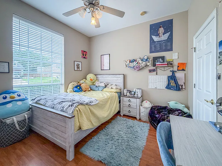 920 Carousel Dr — Photo 21
