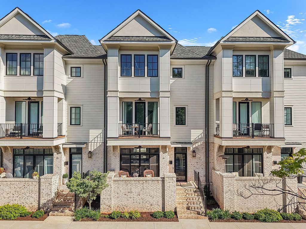 24 Claussen Ave - Property Image