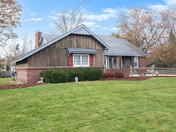 2nd image of 6913 Brooklyn Ave SE