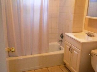 23 Grant St, Beverly, MA 01915