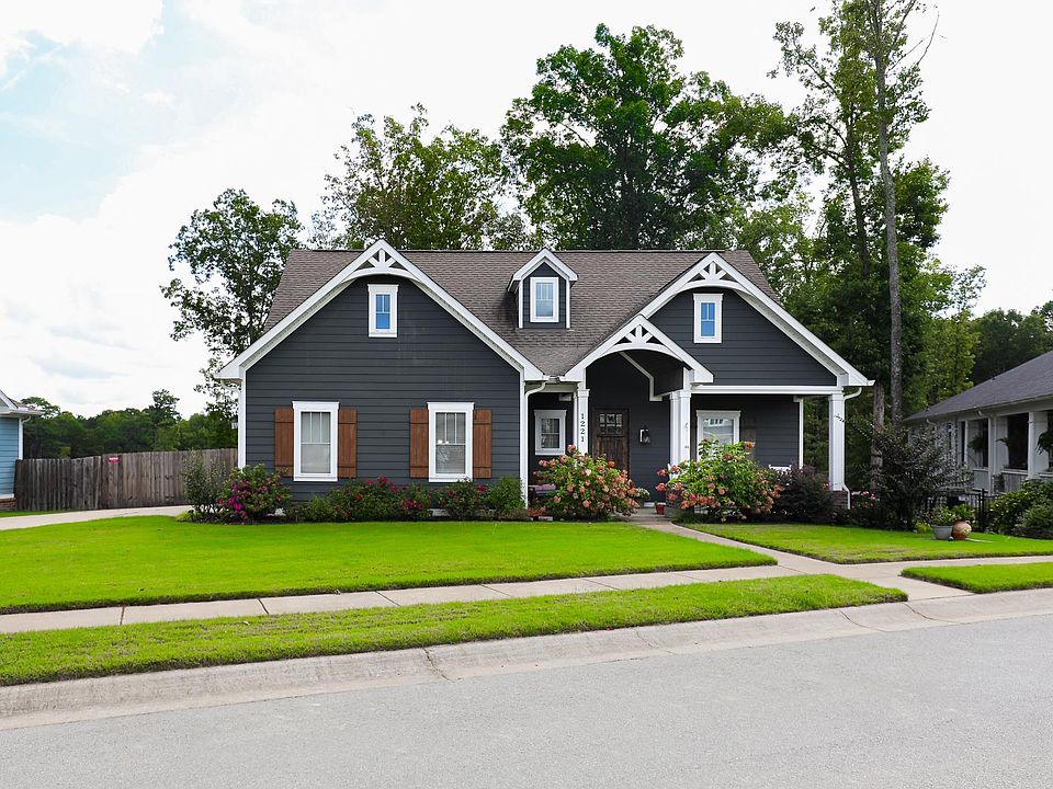 1st image of 1221 Sage Creek Dr