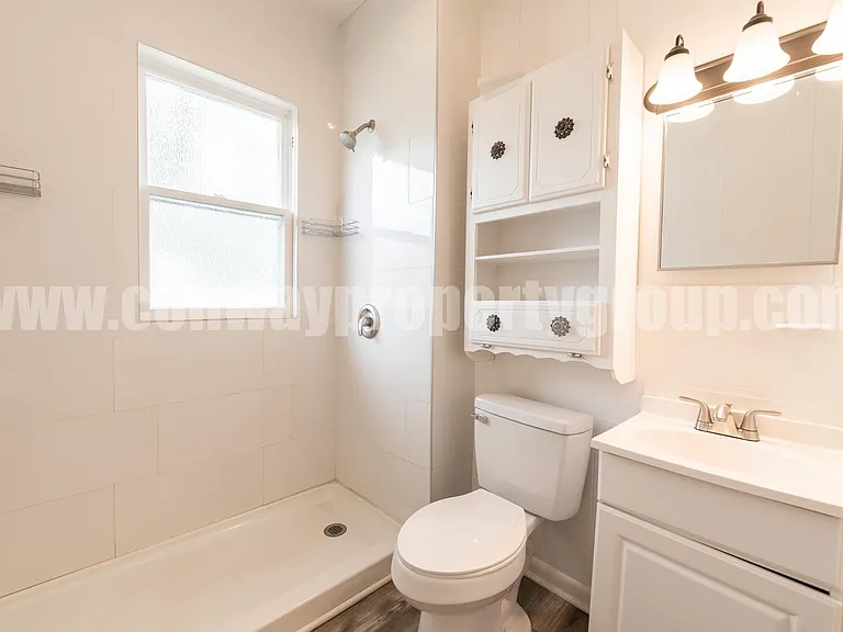 1404 Clifton St — Photo 11