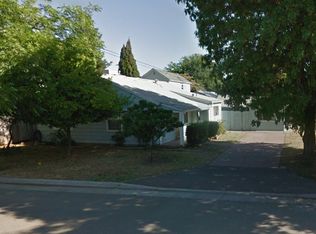 270 W D St, Dixon, CA 95620