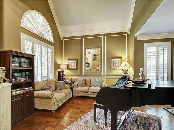 5th image of 1513 Watersedge Dr