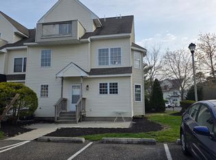 806 Jonathon Ct #806, Egg Harbor Township, NJ 08234