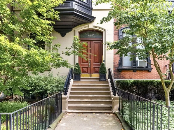 229 Beacon St APT 1, Boston, MA 02116