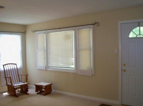 4th image of 265 Granvil Dr