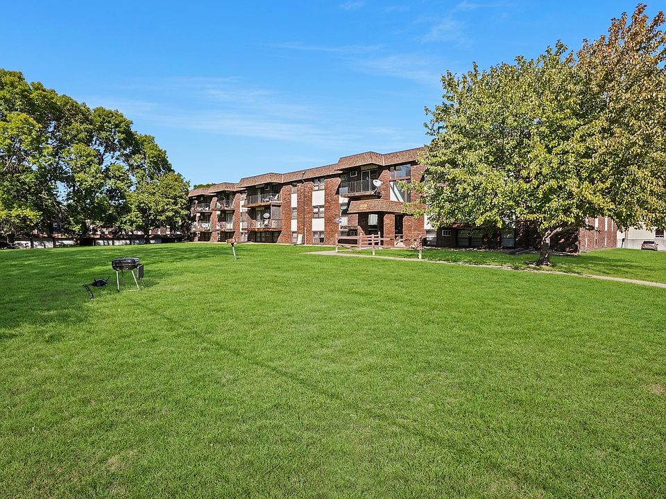 Kings Manor 4309 Rhode Island Ave N New Hope MN Zillow