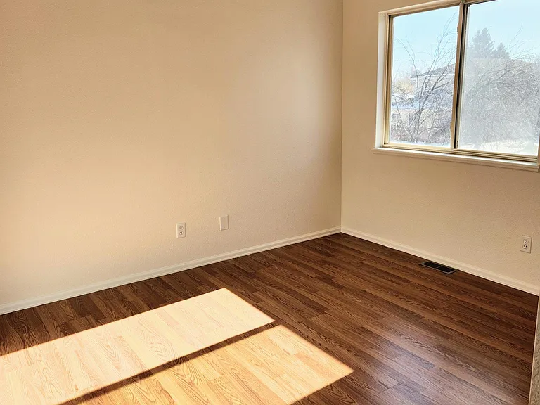 238 Sorento Pl — Photo 17