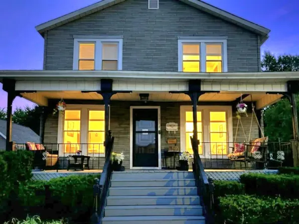 1924 Manhattan St, Michigan City, IN 46360