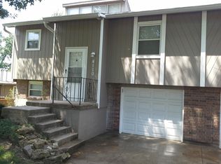 4110 S Crackerneck Rd, Independence, MO 64055