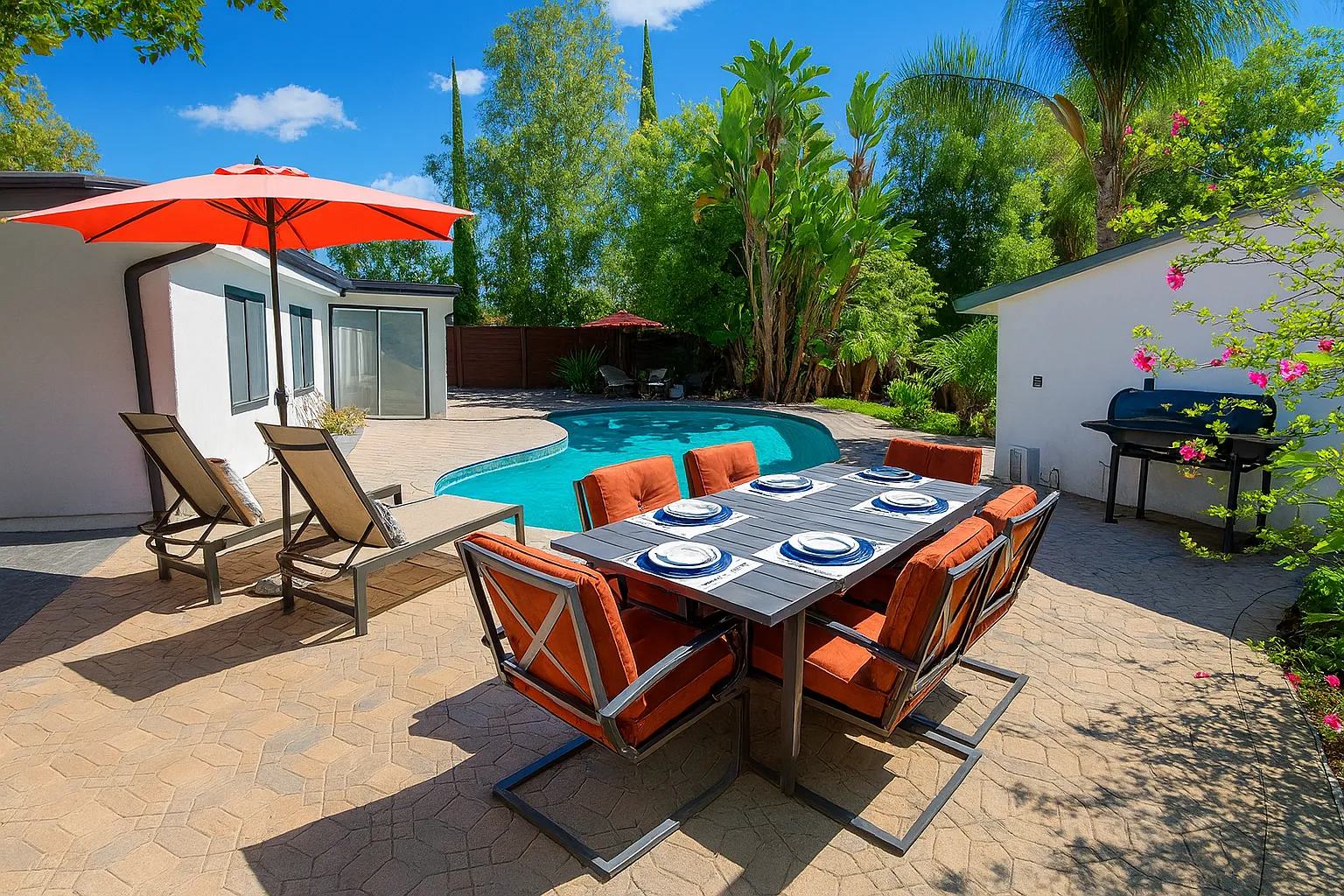 20412 Oxnard St — Photo 1
