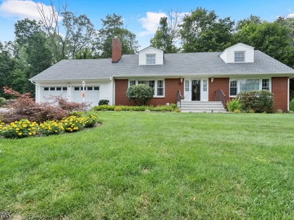 36 Woodland Rd, Franklin Boro, NJ 07416