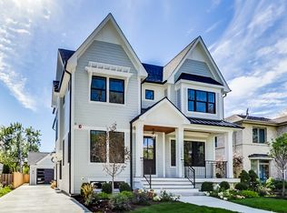 1309 Frances Pkwy, Park Ridge, IL 60068