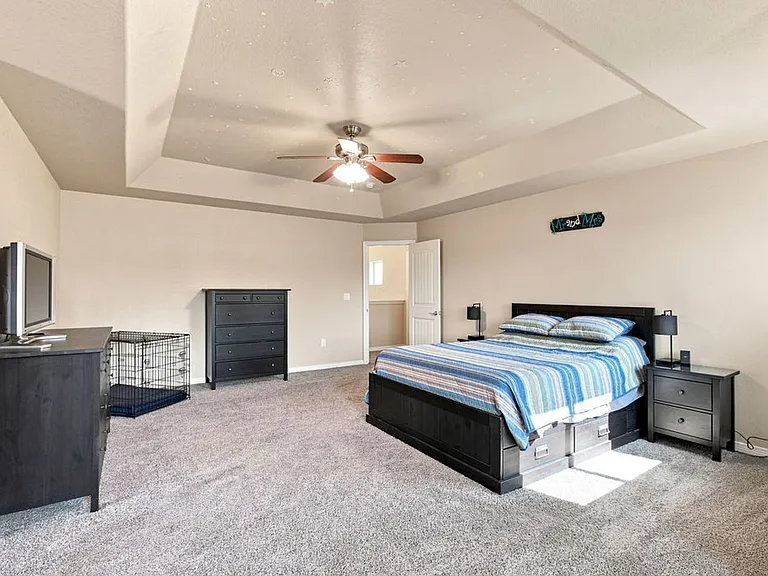 509 Wrangell Ln — Photo 24