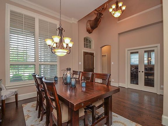 3rd image of 10322 Monticello Hill Dr