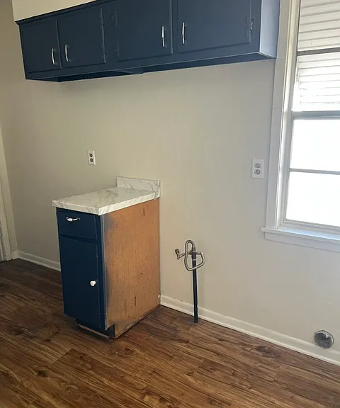 518 Harris St — Photo 5
