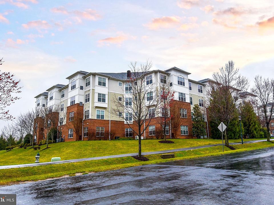 Kings Overlook Condominiums 14301 Kings Crossing Blvd Boyds MD Zillow