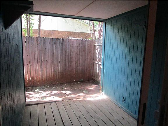 3rd image of 4603 Greenfield Dr