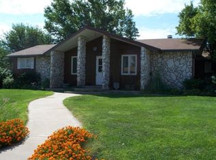 1310 N Brookside Dr, Colby, KS 67701