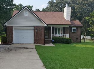 127 Sweet Briar Ln, Raeford, NC 28376